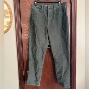 American Eagle mom jeans